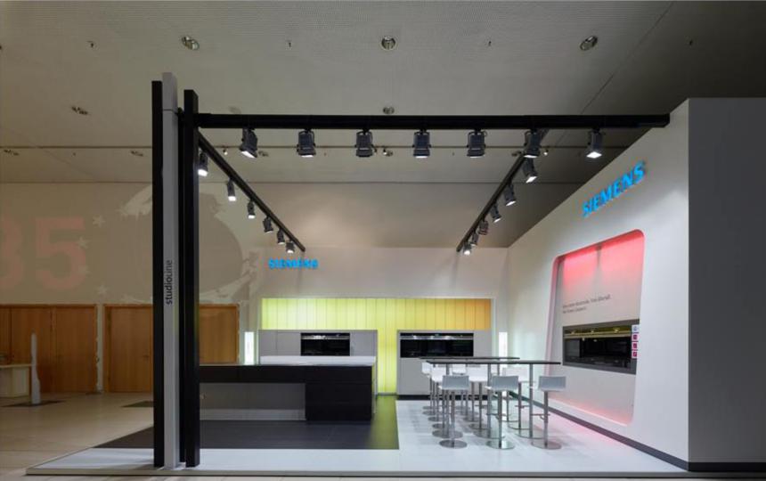 BSH AUSSTELLUNJG FÜR RUESS CAMPAIGN X